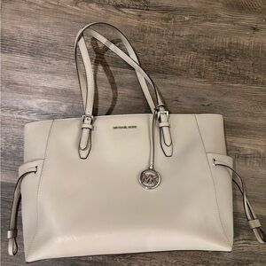 Michael Kors jet set large tote bag
